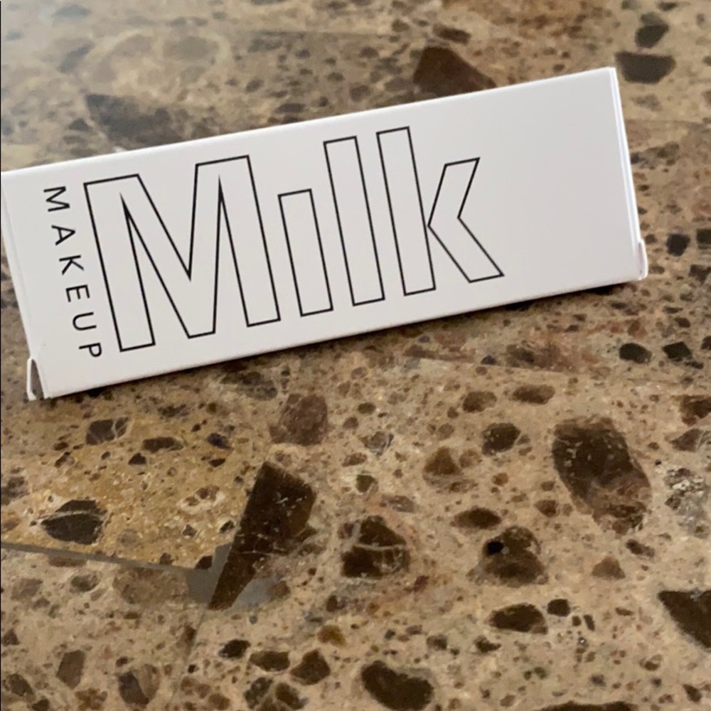 Eyebrow gel